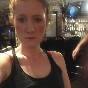 Meet your Posher, Leslie